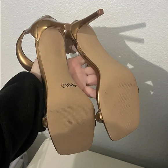 Steve Madden Women's Partay Heeled Stiletto Bronze Color Size 8.5 - Picture 8 of 11